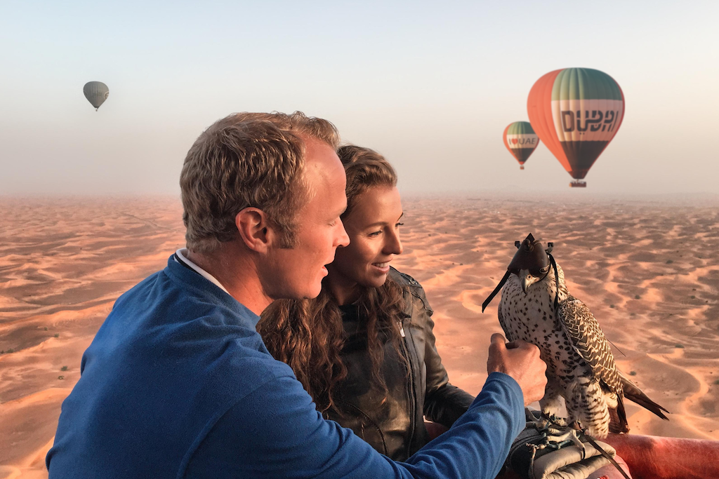 4. Inflight Falconry Experience - Hero Balloon Flights Dubai (3)